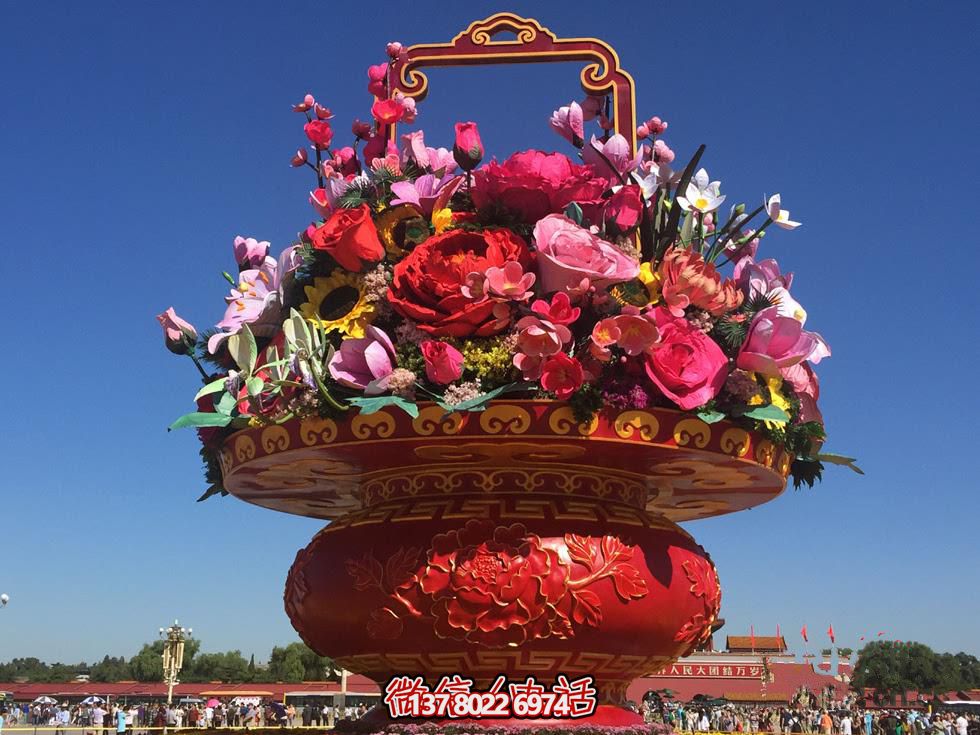 慶祝國(guó)慶節(jié)彩繪仿真大花籃雕塑