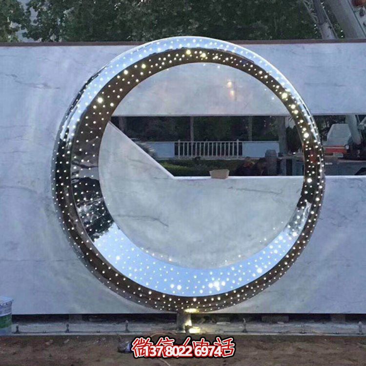 不銹鋼海豚景觀雕塑，提升酒店會(huì)所的抽象圓環(huán)氛圍