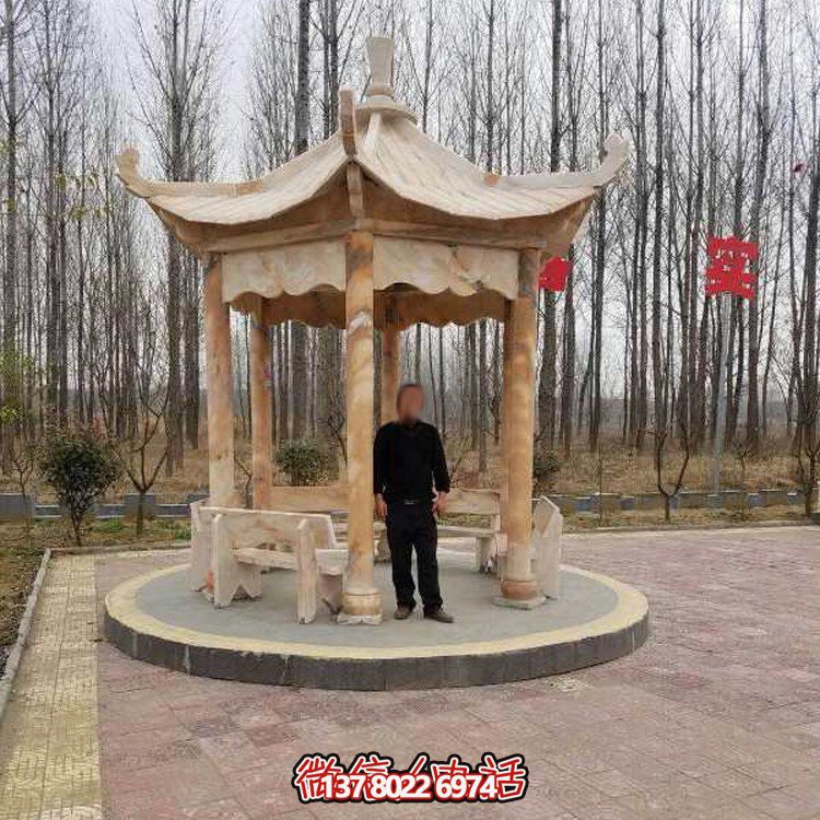 體驗晚霞之美、放松心情的紅石亭