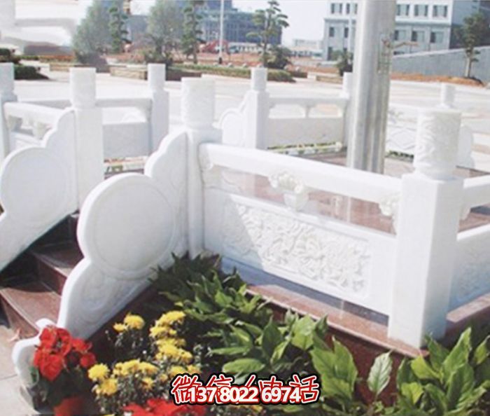 工廠校園景觀漢白玉升旗臺(tái)石雕 工廠校園景觀漢白玉升旗臺(tái)石雕