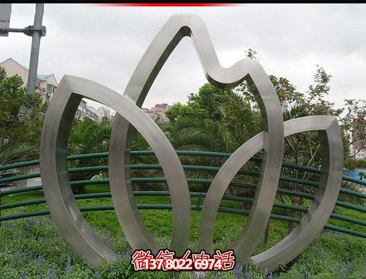 城市花園廣場(chǎng)抽象不銹鋼樹(shù)葉雕塑