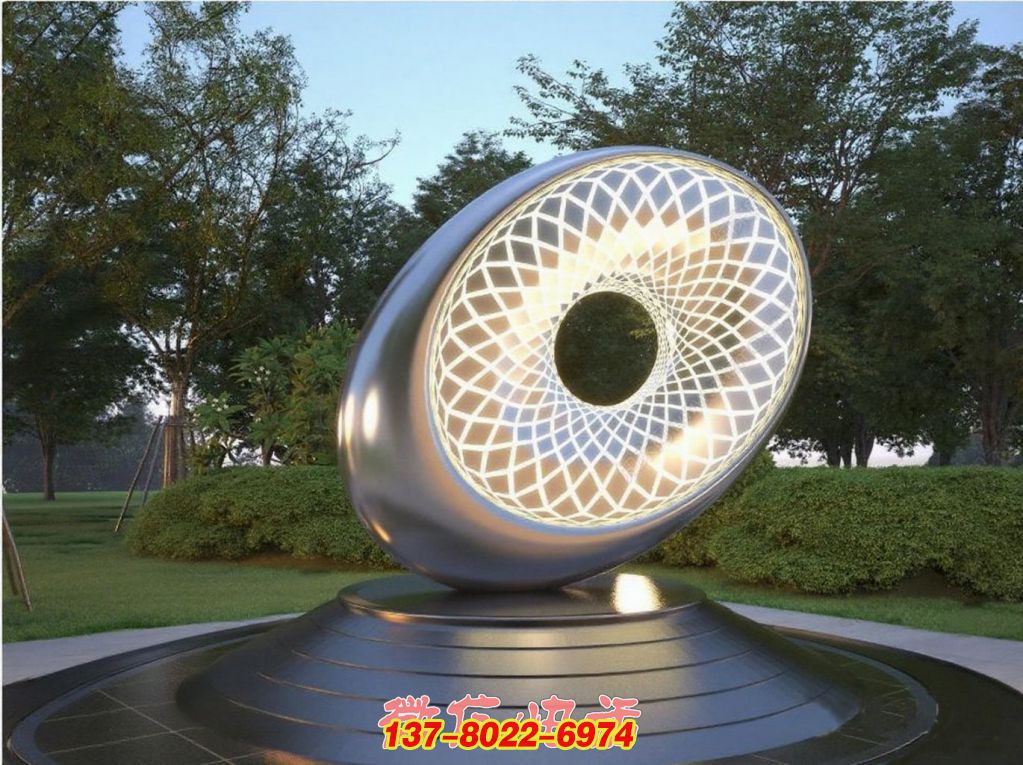 光綻環影：不銹鋼戶外景觀的時空之眸