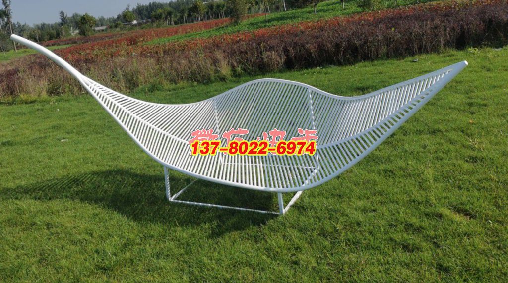 云織曲：草間的金屬舒展